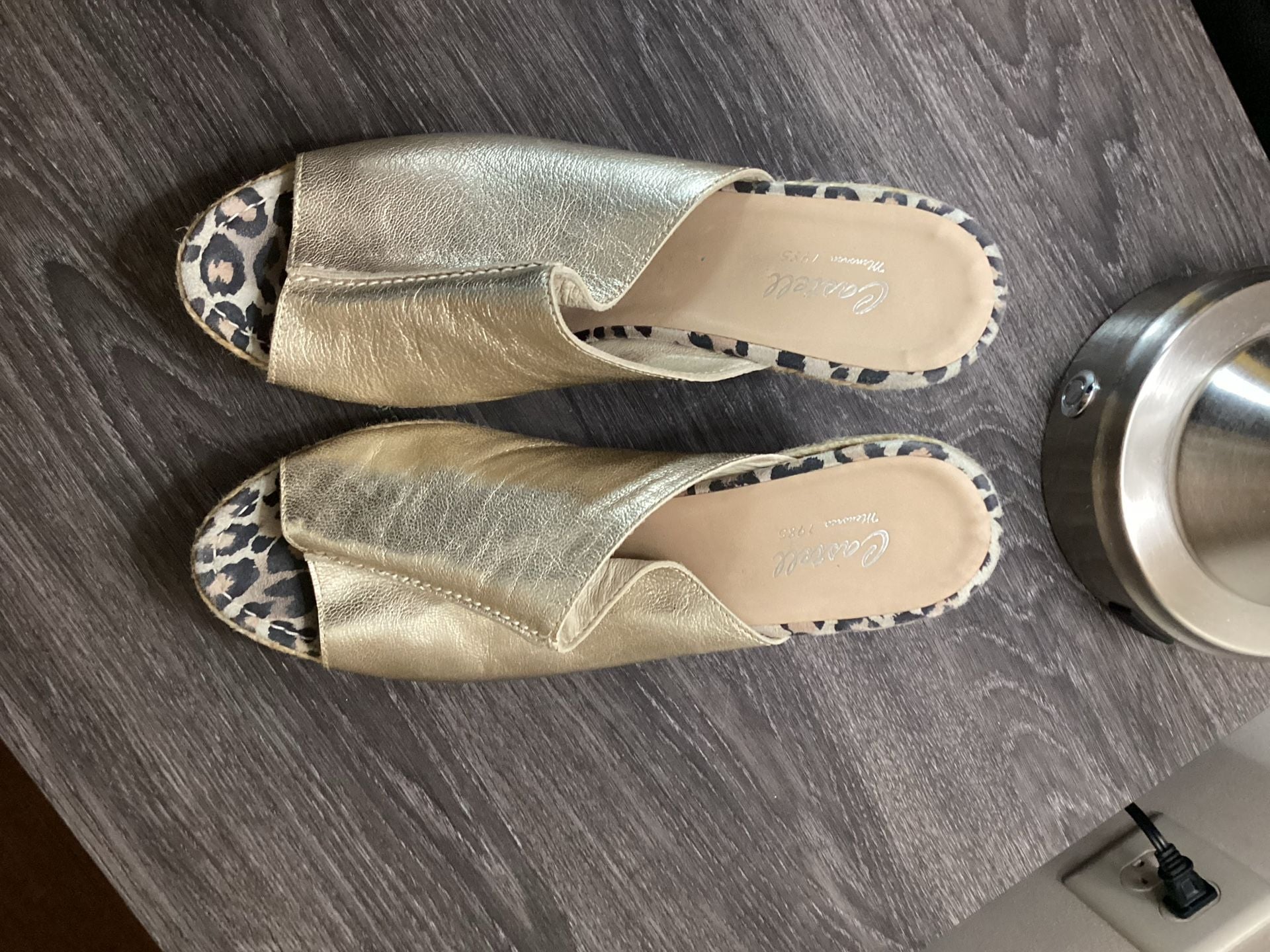 Castell Menorca Gold Metallic Leopard Print Espadrille Wedge Sandals Size 39